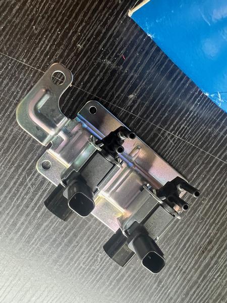 Genuine Ford Intake Manifold Vacuum Solenoid Suits - FORD FOCUS MK2 MONDEO MK4